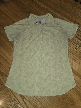 Columbia Titanium Womens Polo Shirt S Green Floral Damask 5 Snap Short Sleeve